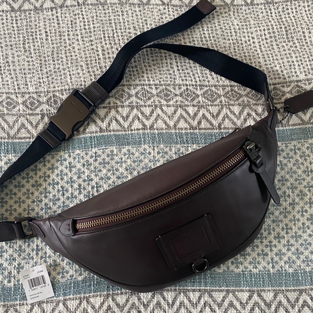 Coach Men's Waist Bag Fanny Pack Oxblood